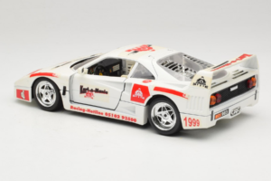 Ferrari F40 Kart-o-Mania Weiß Bburago 1:18 3332-W3 Metall — Bild 7 von 8