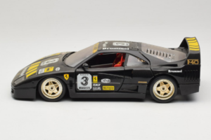 Ferrari F40 Magneti Marelli #3 Schwarz Bburago 1:18 3022-B1 Metall — Bild 4 von 8