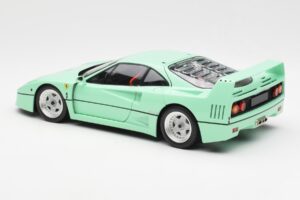 Ferrari F40 Mintgrün Kyosho 1:18 08416MG Metall — Bild 9 von 10