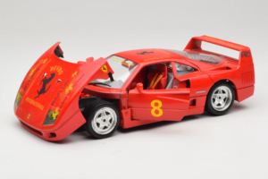 Ferrari F40 #8 Bevro International Rot 1987 Bburago 1:18 3332-P3 Metall — Bild 2 von 8