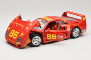 Ferrari F40 LM #86 Ch. Pozzi IMSA 24 Hours of Le Mans 1985 Rot Bburago 1:18 3332-P6 Metall — Bild 2 von 8