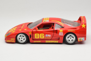 Ferrari F40 LM #86 Ch. Pozzi IMSA 24 Hours of Le Mans 1985 Rot Bburago 1:18 3332-P6 Metall — Bild 4 von 8