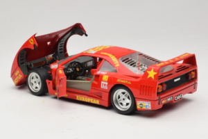Ferrari F40 LM #86 Ch. Pozzi IMSA 24 Hours of Le Mans 1985 Rot Bburago 1:18 3332-P6 Metall — Bild 5 von 8