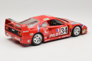 Ferrari F40 LM Pilot #34 Ferte / Thavenin / Palau 24 Hours of Le Mans 1995 Rot Bburago 1:18 3032-P3 Metall — Bild 3 von 8