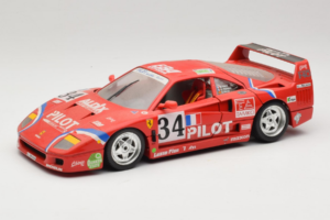 Ferrari F40 LM Pilot #34 Ferte / Thavenin / Palau 24 Hours of Le Mans 1995 Rot Bburago 1:18 3032-P3 Metall