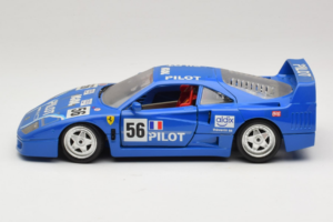 Ferrari F40 Pilot #56 Blau Bburago 1:18 3332-BL1 Metall — Bild 4 von 8