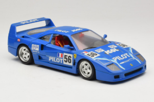 Ferrari F40 Pilot #56 Blau Bburago 1:18 3332-BL1 Metall — Bild 6 von 8