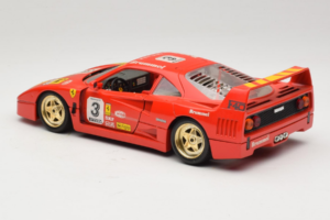 Ferrari F40 #3 Pirelli Rot 1987 Bburago 1:18 3332-P4 Metall — Bild 7 von 8