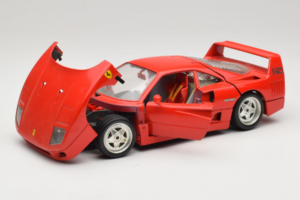 Ferrari F40 Rot Diamond Edition Bburago 1:18 3022-P1 Metall — Bild 2 von 8