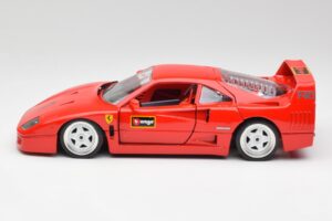 Ferrari F40 Rot Bburago 1:18 3332 Metall — Bild 4 von 8