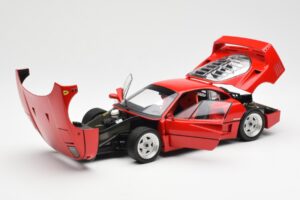 Ferrari F40 Rot Kyosho 1:18 08416R2 Metall — Bild 2 von 10