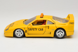 Ferrari F40 Safety Car Gelb Bburago 1:18 3032-Y2 Metall — Bild 4 von 8