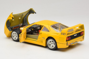 Ferrari F40 Gelb Bburago 1:18 3032-Y1 Metall — Bild 5 von 8