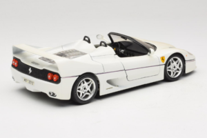 Ferrari F50 Cabriolet Weiß Bburago 1:18 3352-W1 Metall — Bild 3 von 8