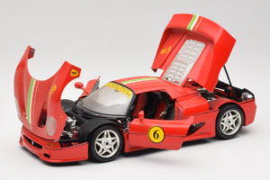 Ferrari F50 Coupe #6 Rot mit Italienischer Flagge Bburago 1:18 3382-P1 Metall — Bild 2 von 8