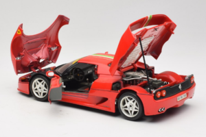 Ferrari F50 Coupe #6 Rot mit Italienischer Flagge Bburago 1:18 3382-P1 Metall — Bild 5 von 8