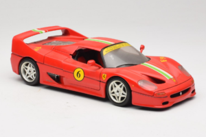 Ferrari F50 Coupe #6 Rot mit Italienischer Flagge Bburago 1:18 3382-P1 Metall — Bild 6 von 8
