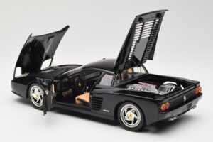 Ferrari F512M Schwarz Hot Wheels 1:18 23922 Metall — Bild 5 von 8