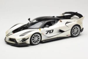 Ferrari FXX-K Evo #70 Weiß Bburago 1:18 18-16012 Metall