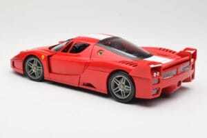 Ferrari FXX Rot Hot Wheels 1:18 310801 Metall — Bild 7 von 8