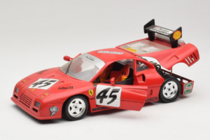 Ferrari 288 GTO Evoluzione #45 Rot Revell 1:18 48820 Metall — Bild 2 von 8