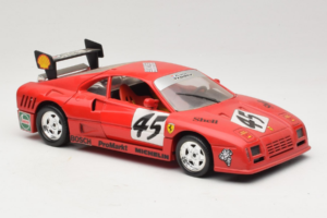 Ferrari 288 GTO Evoluzione #45 Rot Revell 1:18 48820 Metall — Bild 6 von 8