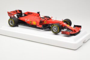 Ferrari SF90 #5 S. Vettel Australian GP 2019 BBR 1:18 BBR191805DIE Resin — Bild 4 von 6