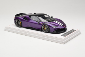 Ferrari SF90 Stradale Novitec Purple Metallic IVY 1:18 REMC021 Resin — Bild 4 von 7