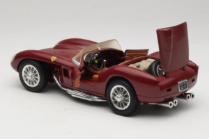 Ferrari Testa Rossa Dunkelrot Shell Shell 1:18 40026 Metall — Bild 5 von 8
