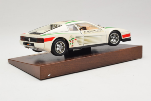 Ferrari Testarossa Italia 90 Weiß Bburago 1:18 3059-W1 Metall — Bild 4 von 8