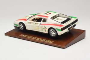 Ferrari Testarossa Italia 90 Weiß Bburago 1:18 3059-W1 Metall — Bild 6 von 8