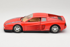 Ferrari Testarossa PPG Auto Refinish Rot Bburago 1:18 3039-P3 Metall — Bild 4 von 8