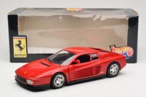 Ferrari Testarossa Rot Hot Wheels 1:18 23918 Metall — Bild 8 von 8