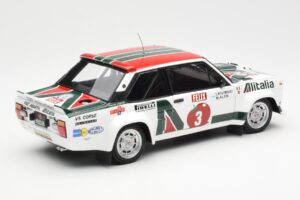 Fiat 131 Abarth #3 M. Alen / I. Kivimaki Winner Rally 1000 Lakes 1980 Kyosho 1:18 08376H Metall — Bild 3 von 8