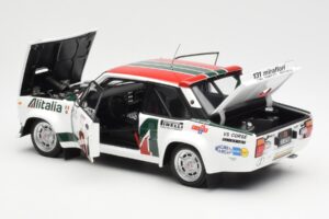 Fiat 131 Abarth #3 M. Alen / I. Kivimaki Winner Rally 1000 Lakes 1980 Kyosho 1:18 08376H Metall — Bild 5 von 8