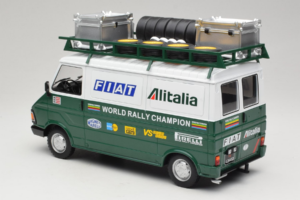 Fiat 242 Alitalia Rally Team Assistance With Trailer 1978 IXO 1:18 18CMC027WX Metall — Bild 6 von 7