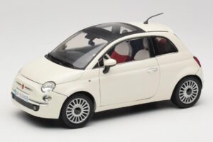 Fiat 500 Weiß Mondo Motors 1:18 500291 Metall