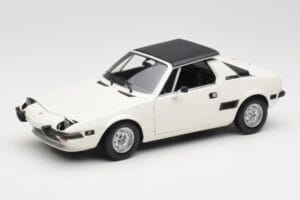 Fiat X1/9 Weiß Minichamps 1:18 Fiat X1/9 Weiß Minichamps 1:18 100121685 Metall