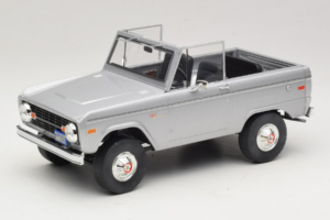 Ford Bronco Speed Movie GreenLight 1:18 19074 Metall — Bild 2 von 7