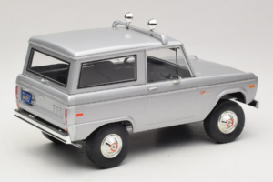 Ford Bronco Speed Movie GreenLight 1:18 19074 Metall — Bild 3 von 7