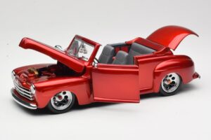 Ford Cabriolet Red Metallic Road Signature 1:18 30028 Metall — Bild 2 von 8
