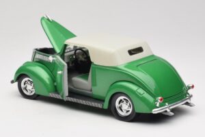 Ford Cabriolet Grün Road Signature 1:18 92239 Metall — Bild 5 von 8