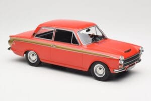 Ford Cortina Lotus Red & Gold Stripe MCG 1:18 MCG18532 Metall — Bild 4 von 6