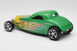 Ford Coupe Grün mit Feuer Road Signature 1:18 30109 Metall — Bild 7 von 8