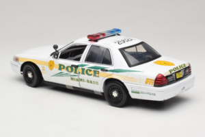 Ford Crown Victoria Police Interceptor CSI Miami GreenLight 1:18 13514 Metall — Bild 5 von 6