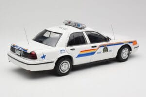 Ford Crown Victoria RCMP Police Car AUTOart 1:18 72706 Metall — Bild 3 von 8