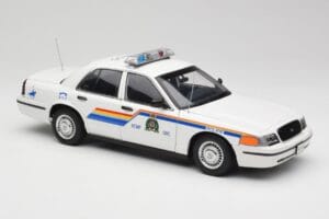 Ford Crown Victoria RCMP Police Car AUTOart 1:18 72706 Metall — Bild 6 von 8