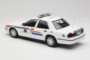 Ford Crown Victoria RCMP Police Car AUTOart 1:18 72706 Metall — Bild 7 von 8