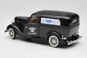 Ford Delivery Truck Ford Parts Schwarz Solido 1:18 8417 Metall — Bild 5 von 8