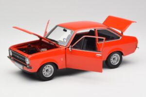 Ford Escort Mk2 Signal Orange Minichamps 1:18 150084100 Metall — Bild 2 von 8